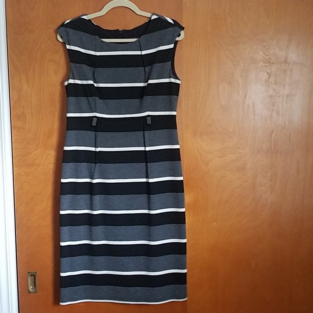 R&K size 8 stripe pencil dress